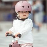 Kinderhelm scoot and ride wildberry